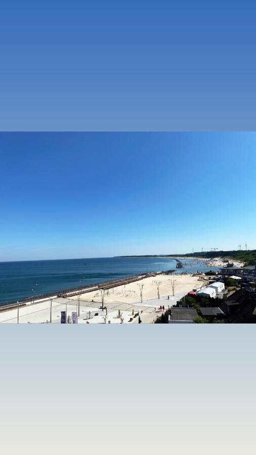 Apartament Z Widokiem Na Morze Darlowo Bagian luar foto